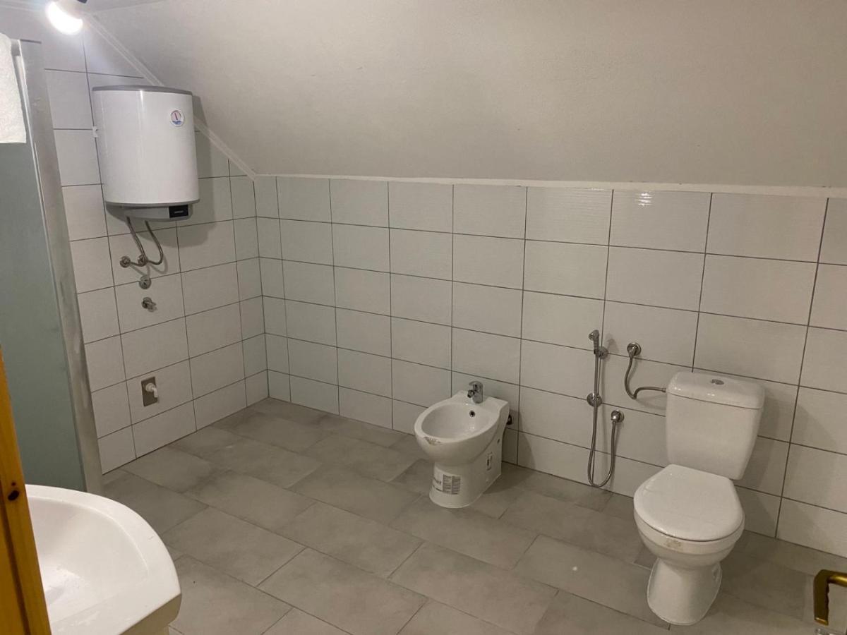 Amar Apartmani, Jajce Esterno foto