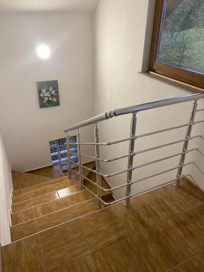 Amar Apartmani, Jajce Esterno foto