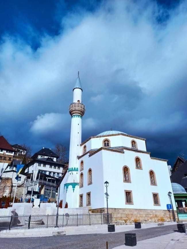Amar Apartmani, Jajce Esterno foto