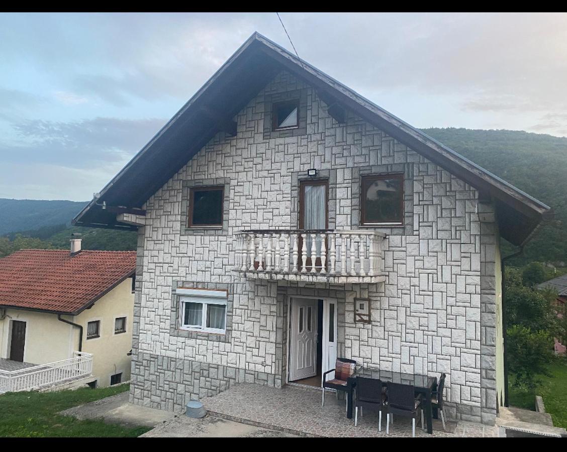 Amar Apartmani, Jajce Esterno foto