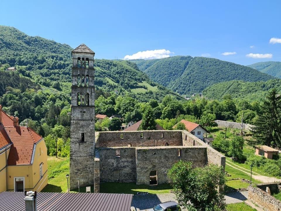 Amar Apartmani, Jajce Esterno foto