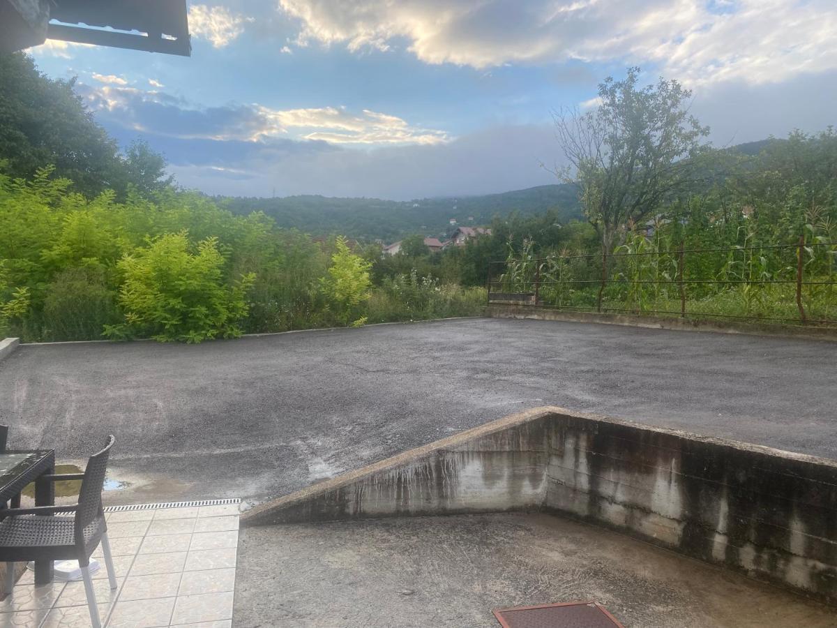 Amar Apartmani, Jajce Esterno foto